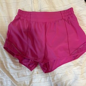 Hotty hot low rise lined short 4”